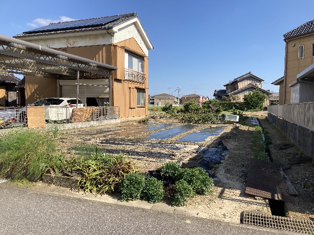  愛知県西尾市寺津町南若王子