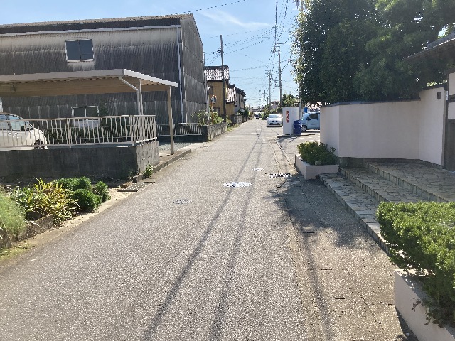  愛知県西尾市寺津町南若王子