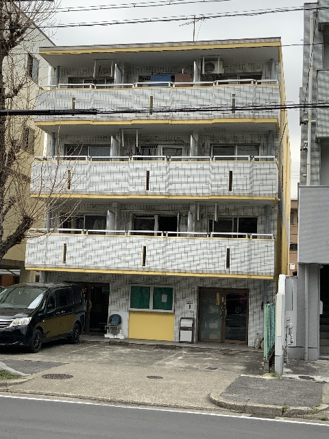 apartment 愛知県名古屋市守山区更屋敷４