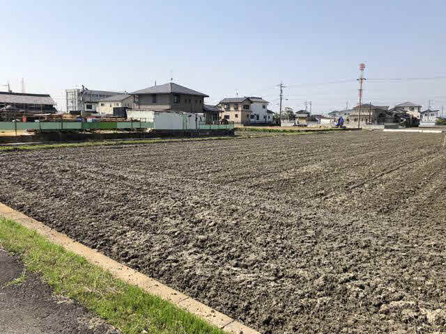  愛知県海部郡蟹江町大字蟹江新田字道西65-1，2