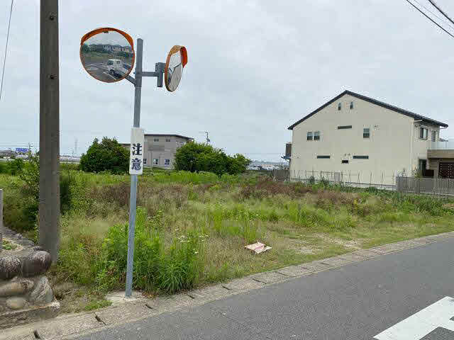  愛知県弥富市東中地１丁目556-1，2，3