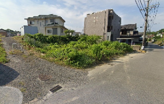 愛知県東海市名和町関東山77