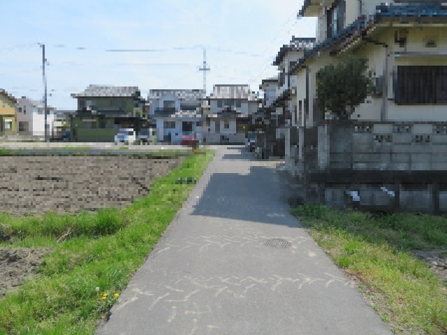  愛知県愛西市須依町元屋敷16