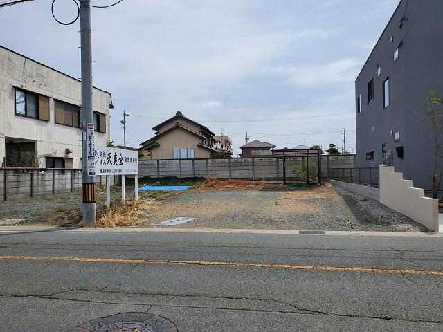  愛知県豊橋市上野町字上野