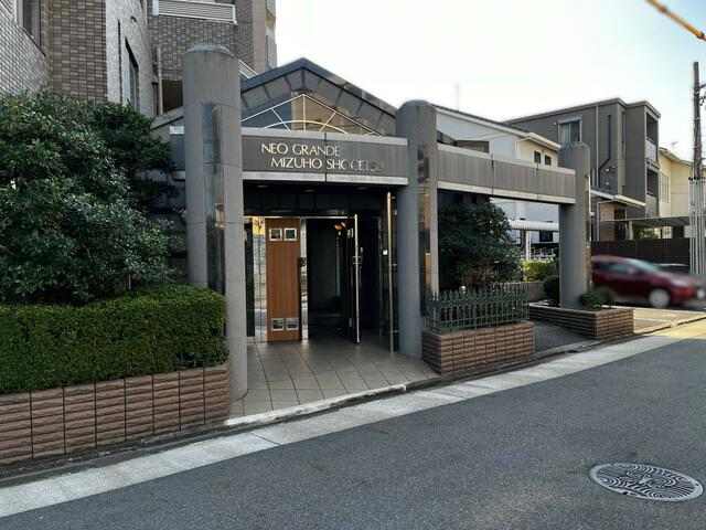 apartment 愛知県名古屋市瑞穂区松月町５丁目３５番地